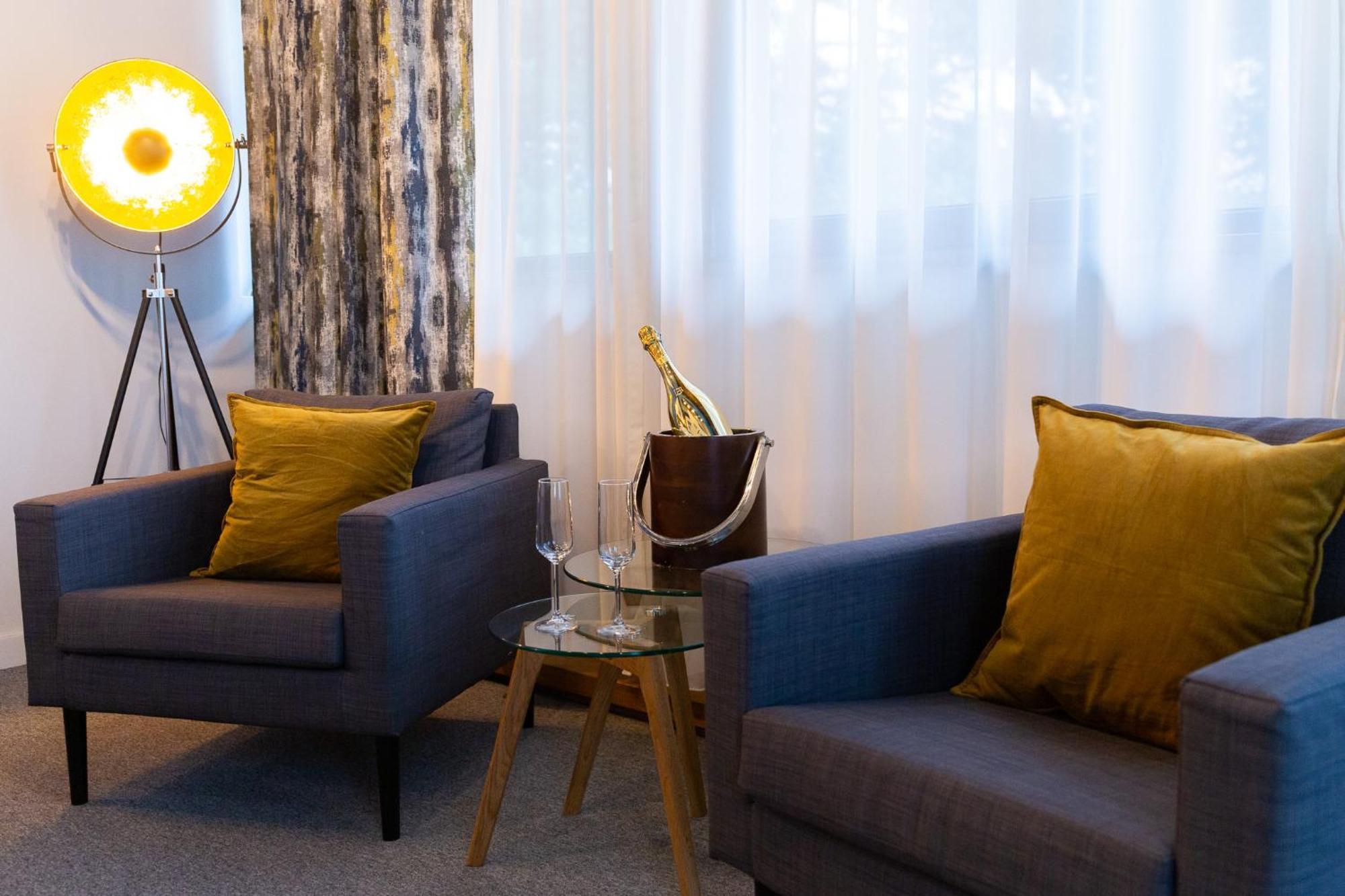 Kaban Boutique - 5Star Central Villa In วาตราดอร์เนย์ ภายนอก รูปภาพ